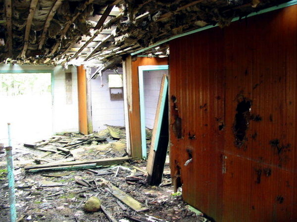 Ken-Mar Drive-In Theatre - Sept 2003 (newer photo)